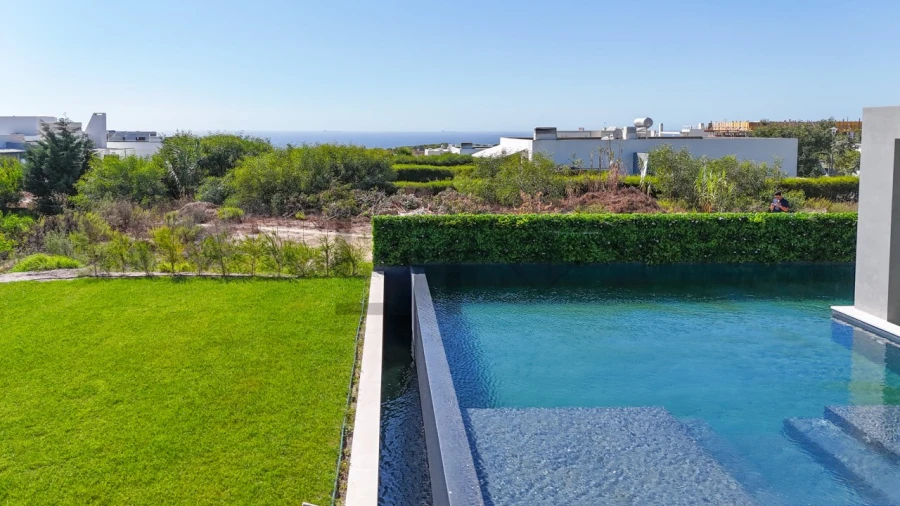 Moradia T3 para Venda em Porto Covo Foto 9