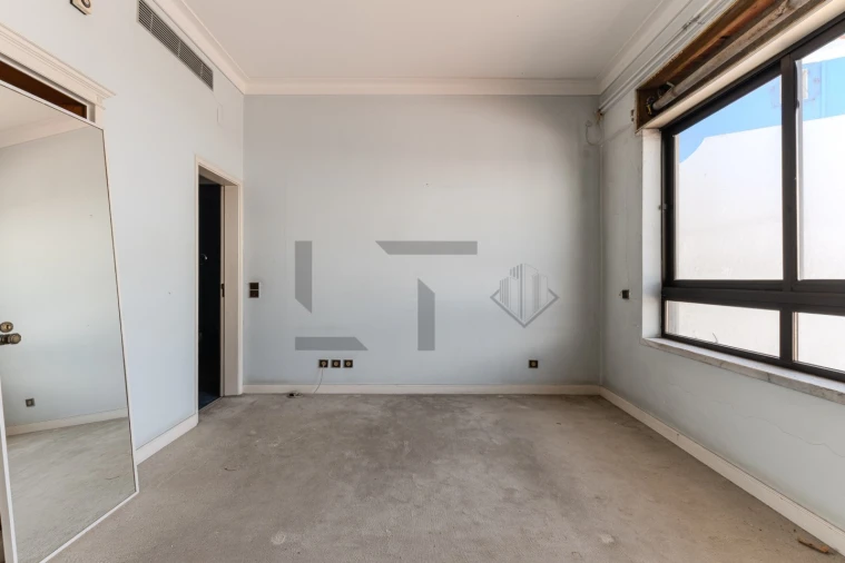 Moradia T11 para Venda em Carcavelos e Parede Foto 23