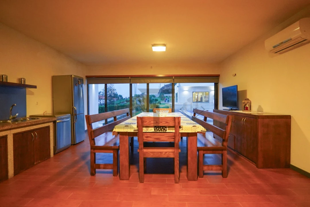 Moradia T5 para Venda em Avessadas e Rosém Foto 39