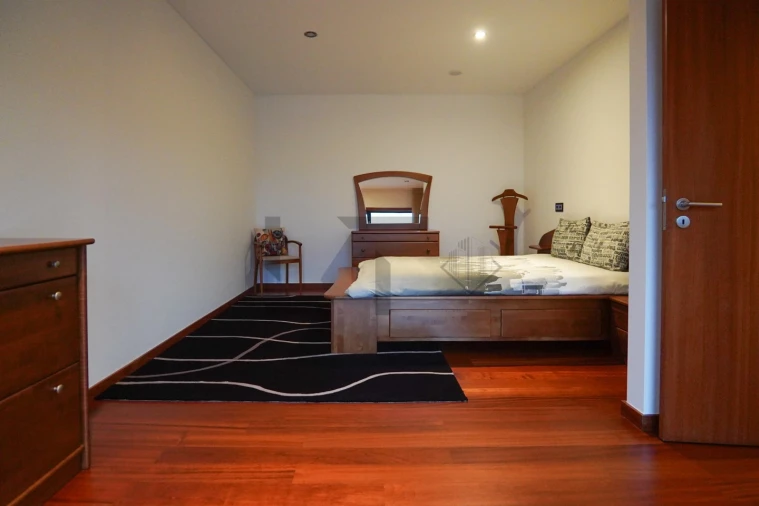 Moradia T5 para Venda em Avessadas e Rosém Foto 32