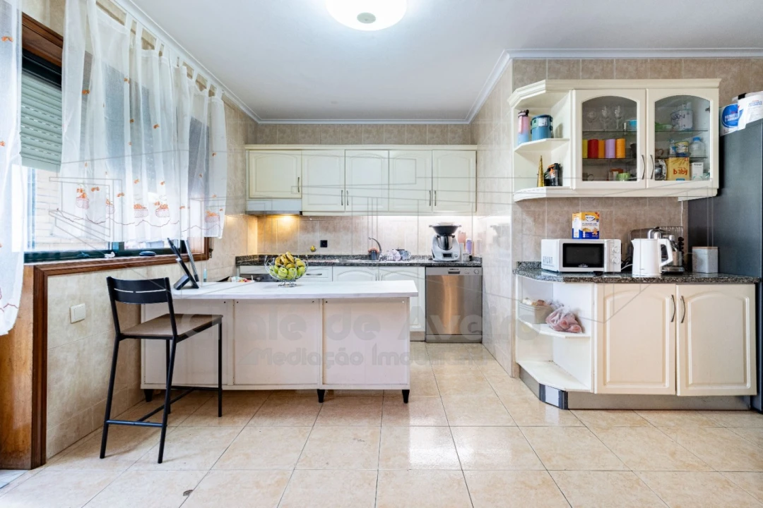 Apartamento T3 para Venda em Grijó e Sermonde Foto 2