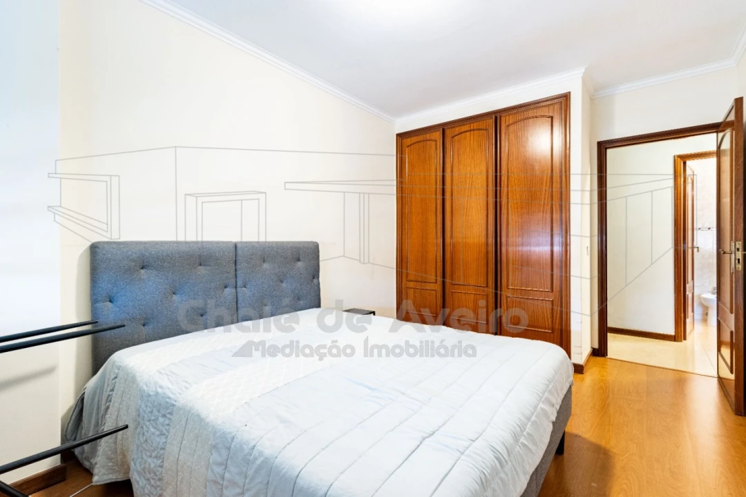 Apartamento T3 para Venda em Grijó e Sermonde Foto 3