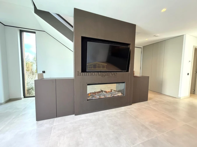 Moradia T3 para Venda em Albufeira e Olhos de Água Foto 13