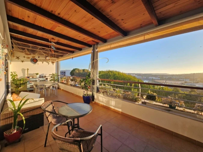 Apartamento T2 para Venda em Lagos (São Sebastião e Santa Maria) Foto 1