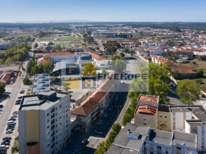 Escritório para Venda em Marinha Grande Foto 4