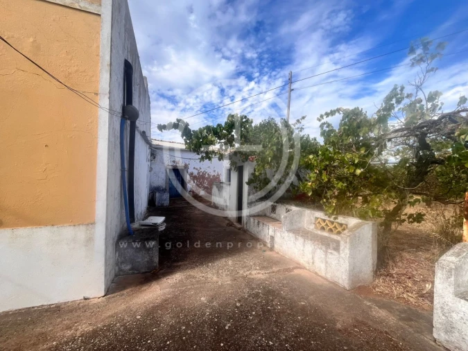 Terreno para Venda em Loule (São Sebastião)