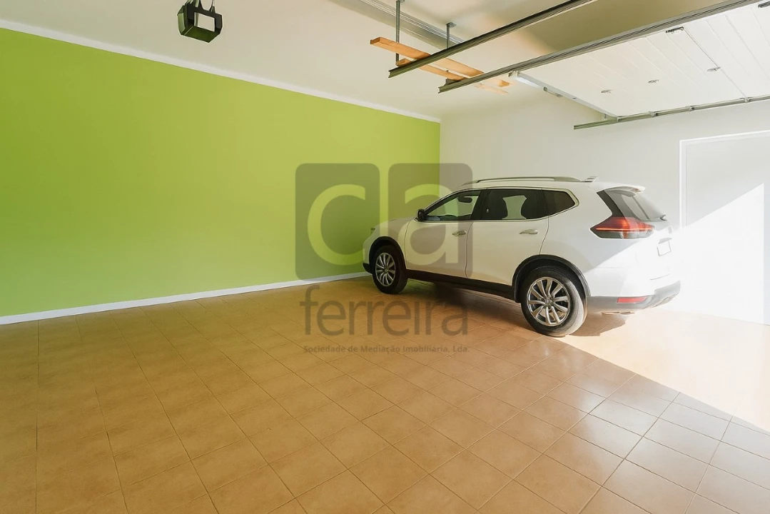 Moradia T4 para Venda em Fazendas de Almeirim Foto 9