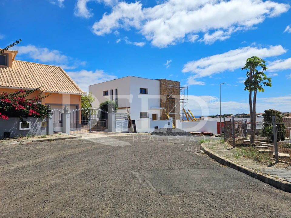 Moradia T3 para Venda em Porto Santo Foto 12