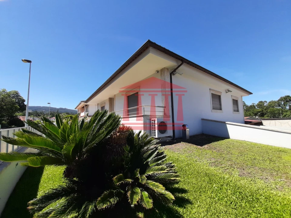 Moradia T3 para Venda em Campo e Tamel (São Pedro Fins) Foto 33