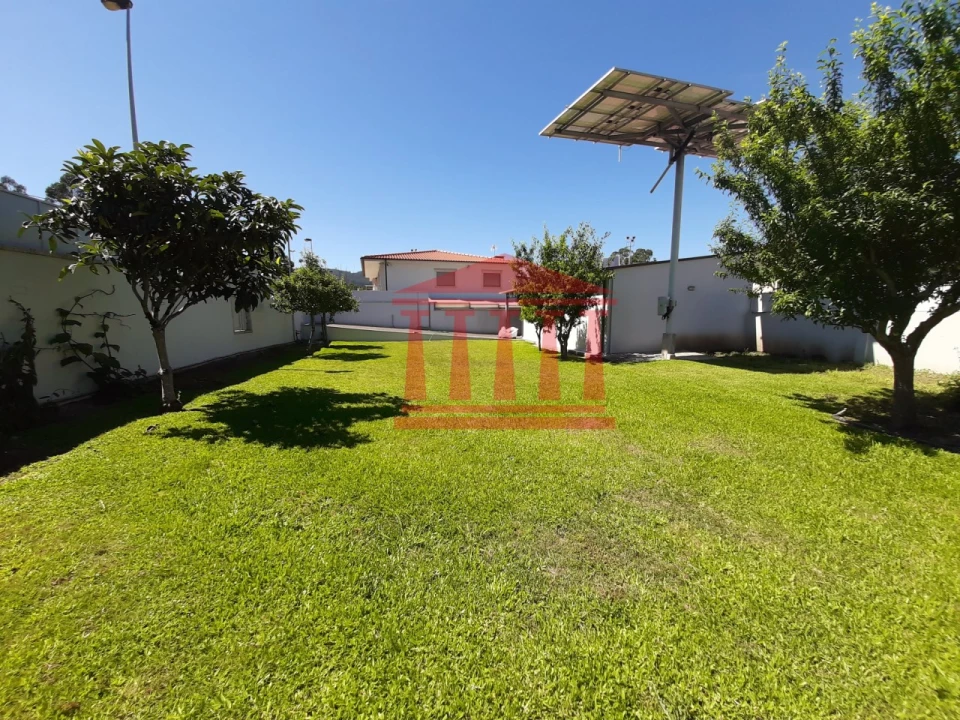 Moradia T3 para Venda em Campo e Tamel (São Pedro Fins) Foto 34