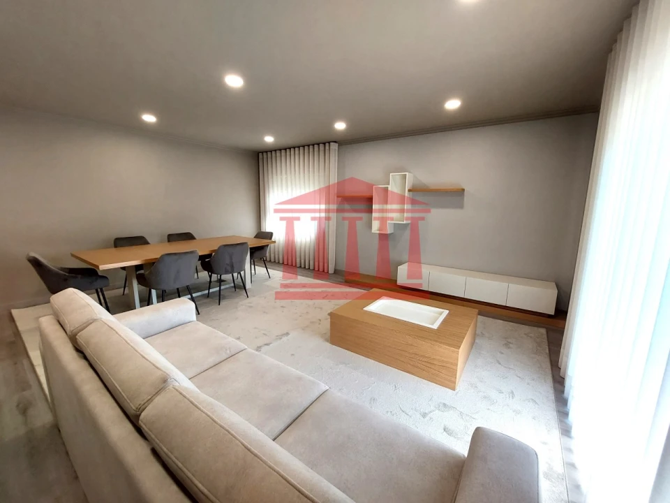 Moradia T3 para Venda em Campo e Tamel (São Pedro Fins) Foto 6