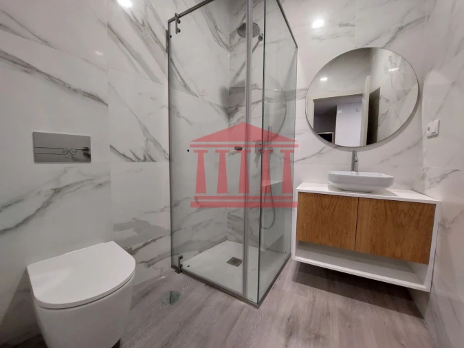 Moradia T5 para Venda em Campo e Tamel (São Pedro Fins) Foto 11