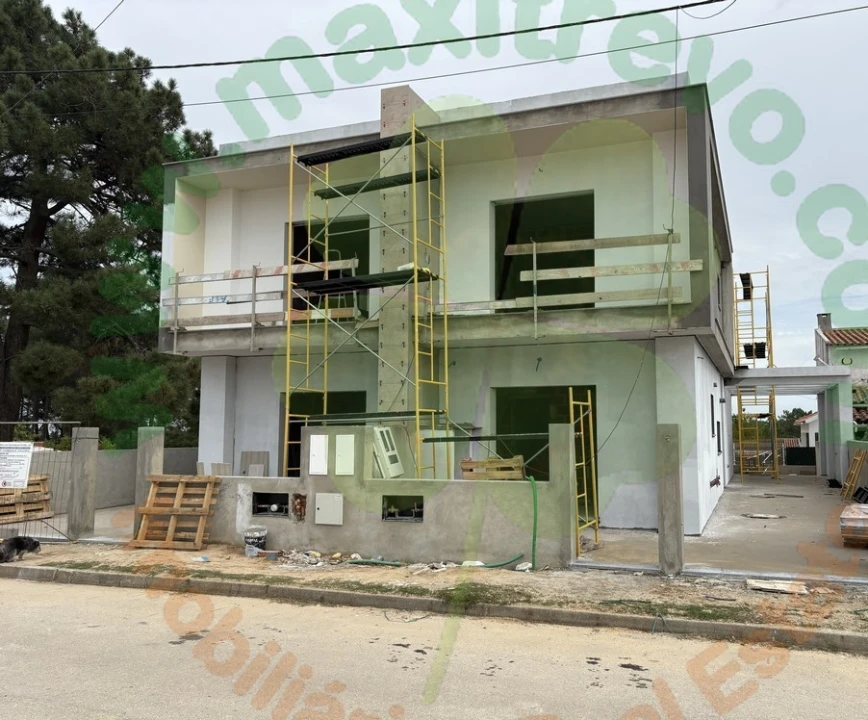 Moradia T3 para Venda em Fernao Ferro Foto 1