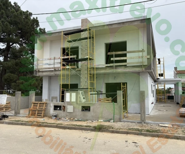 Moradia T3 para Venda em Fernao Ferro