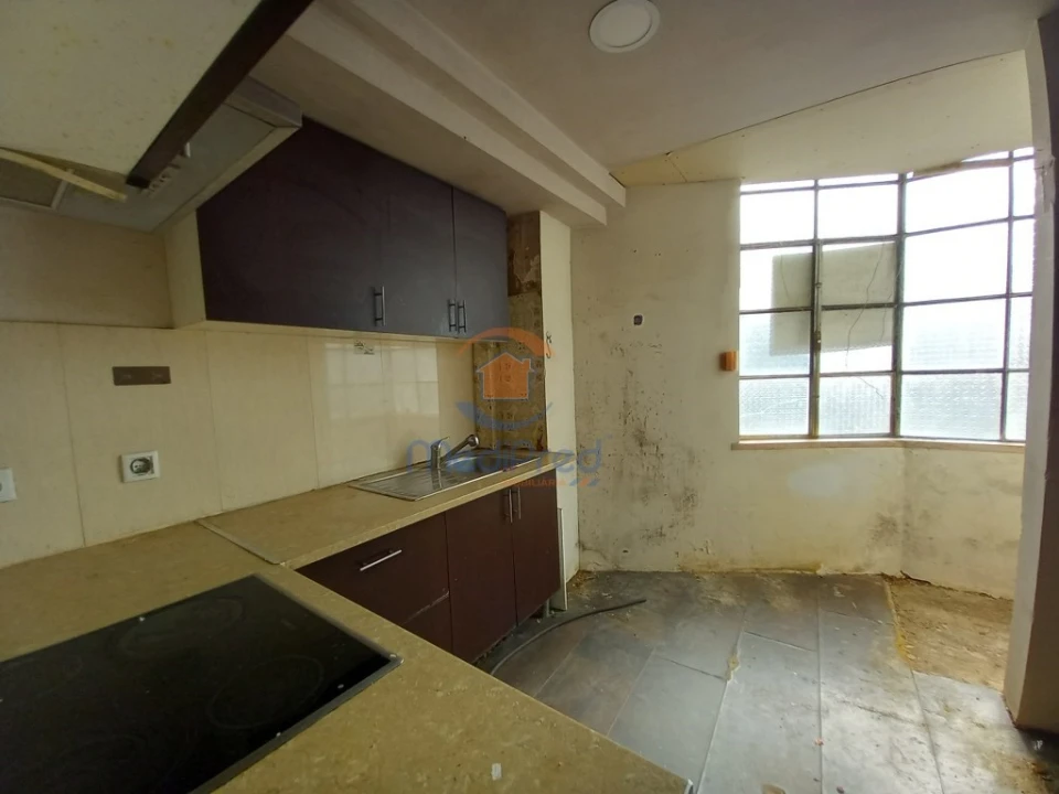 Apartamento T2 para Venda em Póvoa de Santo Adrião e Olival Basto Foto 5