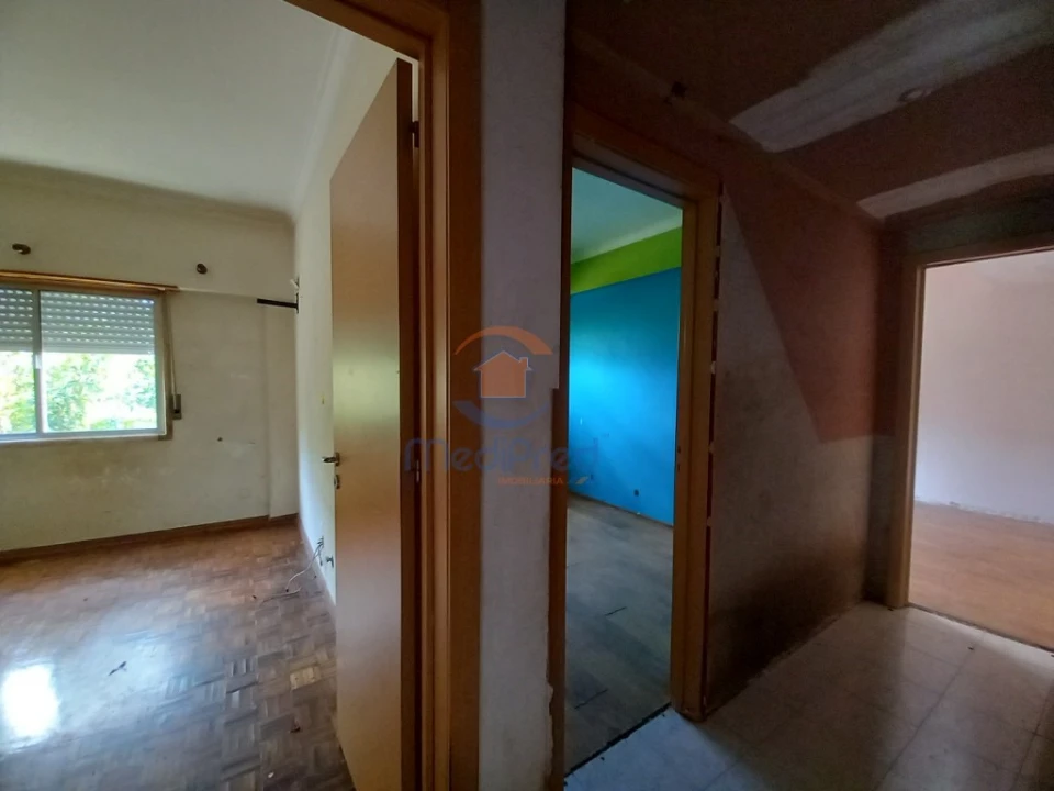 Apartamento T2 para Venda em Póvoa de Santo Adrião e Olival Basto Foto 6
