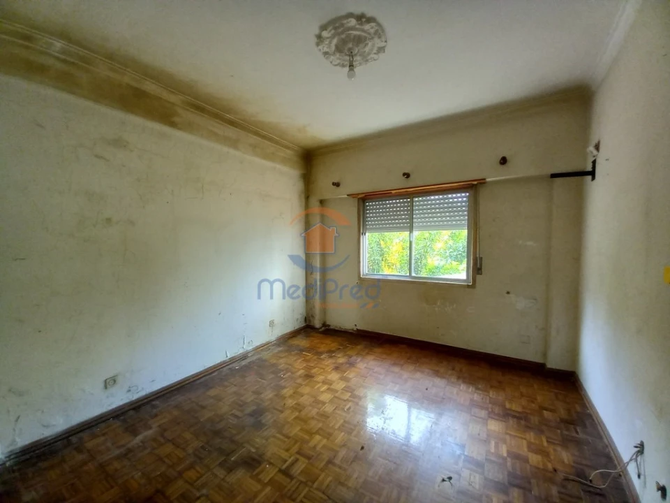 Apartamento T2 para Venda em Póvoa de Santo Adrião e Olival Basto Foto 8