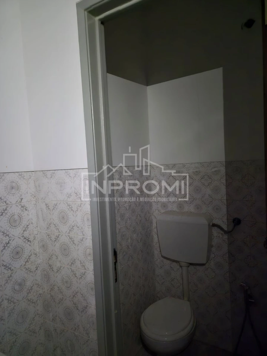 Loja para Arrendamento em Agualva e Mira-Sintra Foto 11