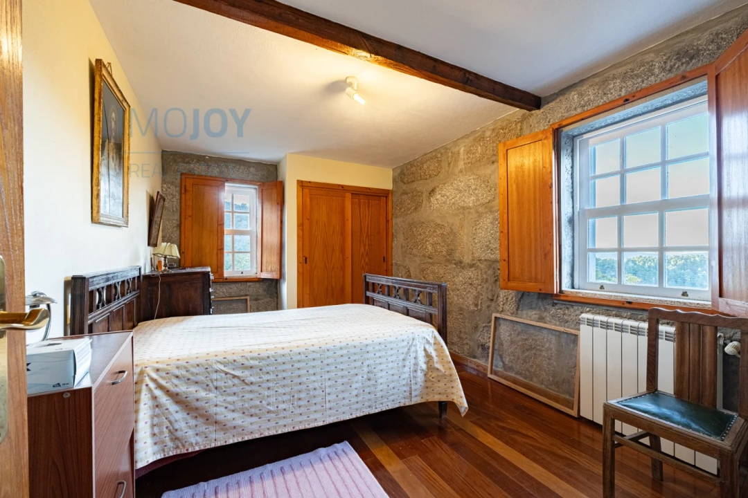 Quinta T3 para Venda em Oliveira do Douro Foto 18