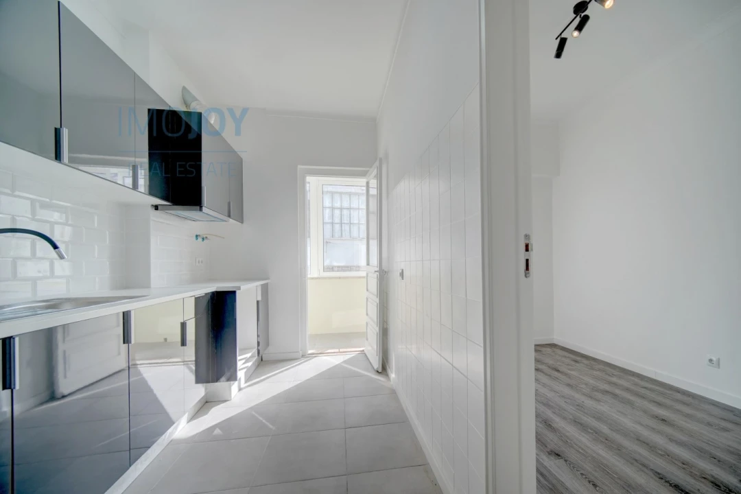 Apartamento T3 para Venda em Vila Franca de Xira Foto 7