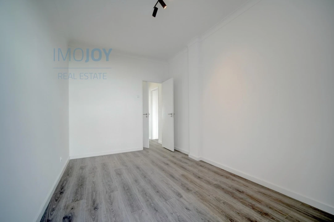 Apartamento T3 para Venda em Vila Franca de Xira Foto 20