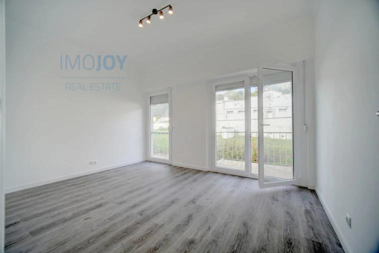 Apartamento T3 para Venda em Vila Franca de Xira Foto 4