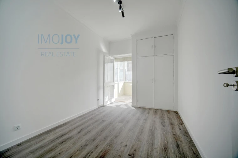 Apartamento T3 para Venda em Vila Franca de Xira Foto 16