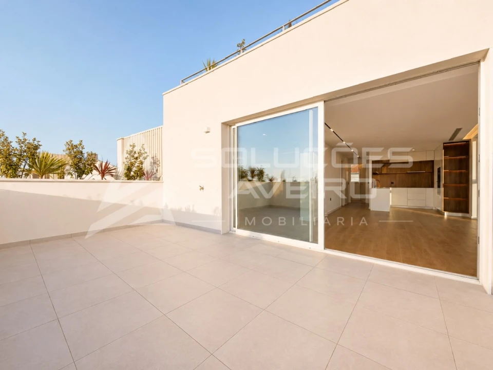 Apartamento T3 para Venda em Glória e Vera Cruz Foto 2