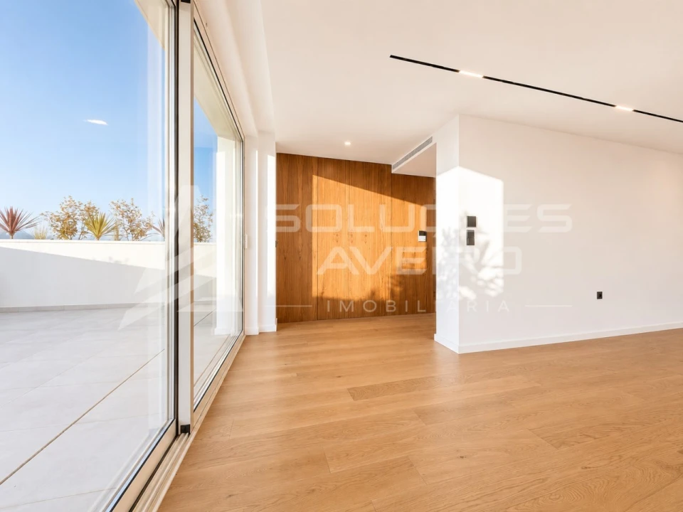 Apartamento T3 para Venda em Glória e Vera Cruz Foto 3