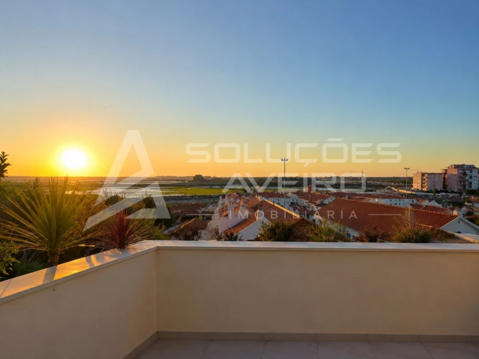 Apartamento T3 para Venda em Glória e Vera Cruz Foto 4