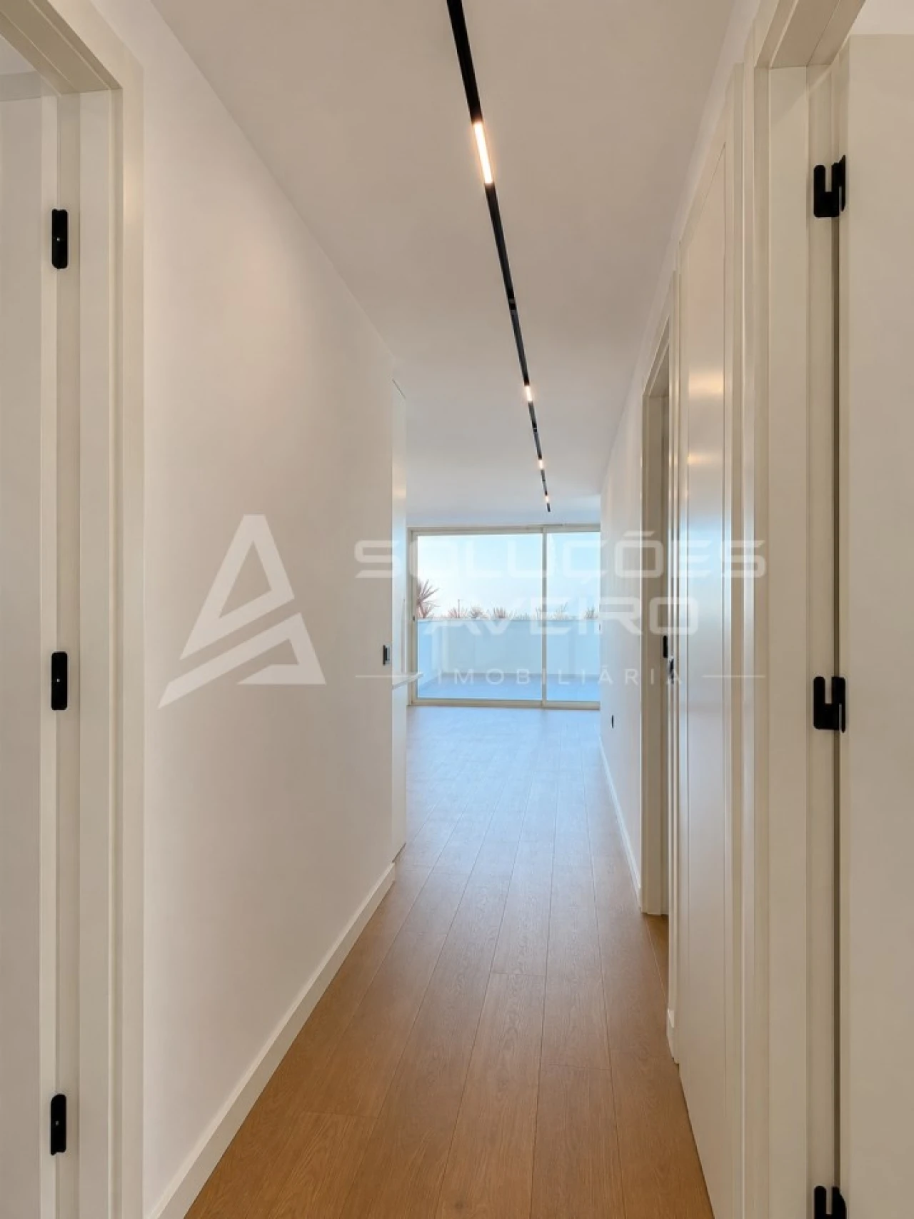 Apartamento T3 para Venda em Glória e Vera Cruz Foto 30