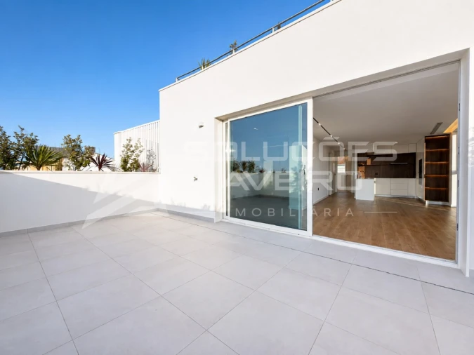 Apartamento T3 para Venda em Glória e Vera Cruz Foto 14