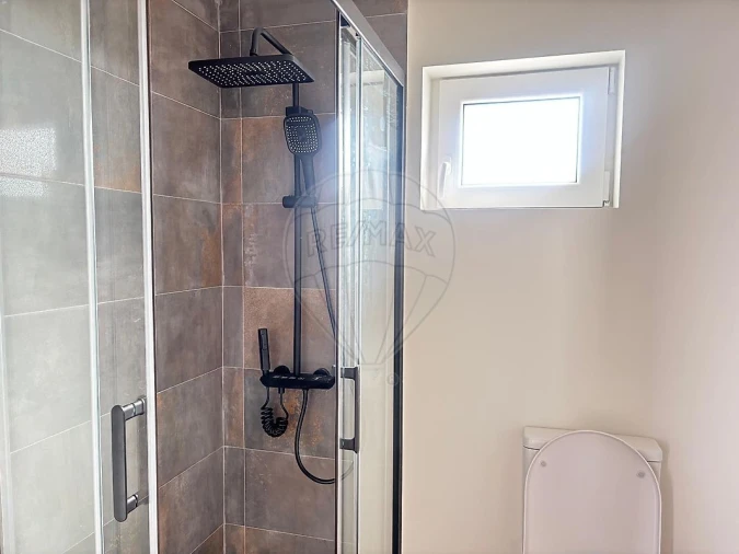 Moradia T3 para Arrendamento em Gulpilhares e Valadares Foto 16