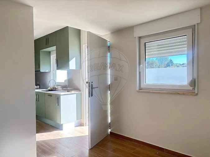 Moradia T3 para Arrendamento em Gulpilhares e Valadares