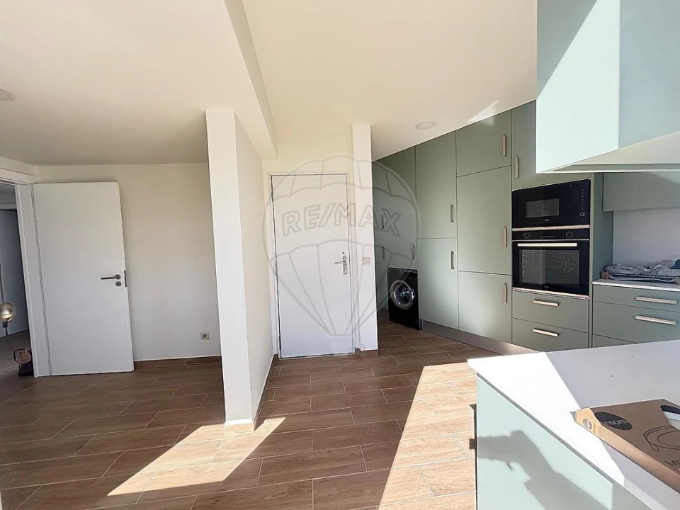 Moradia T3 para Arrendamento em Gulpilhares e Valadares Foto 17