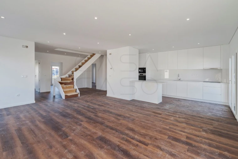 Apartamento T3 para Venda em Pinhal Novo Foto 1