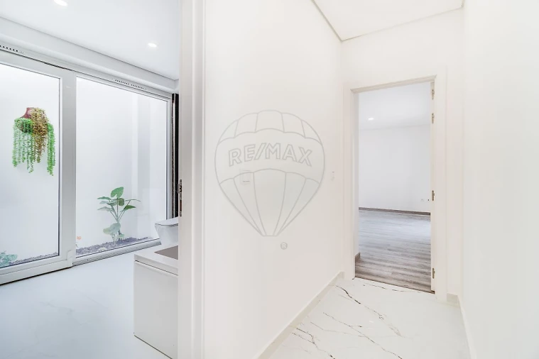 Moradia T3 para Venda em Quinta do Anjo Foto 3