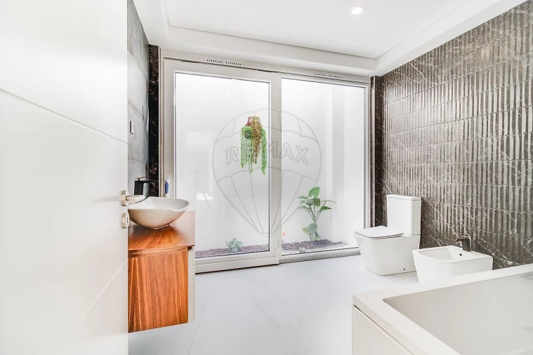 Moradia T3 para Venda em Quinta do Anjo Foto 4