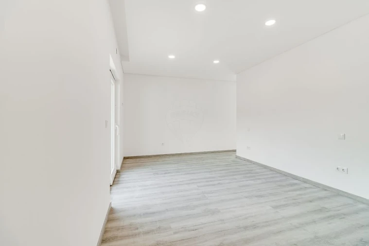 Moradia T3 para Venda em Quinta do Anjo Foto 27