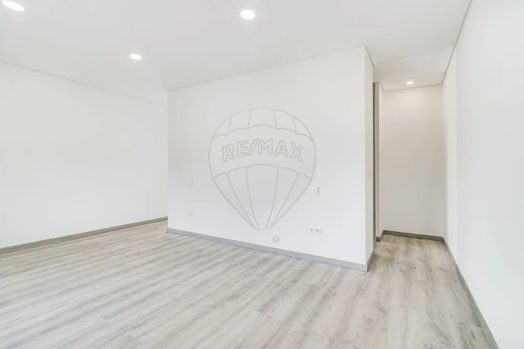 Moradia T3 para Venda em Quinta do Anjo Foto 31