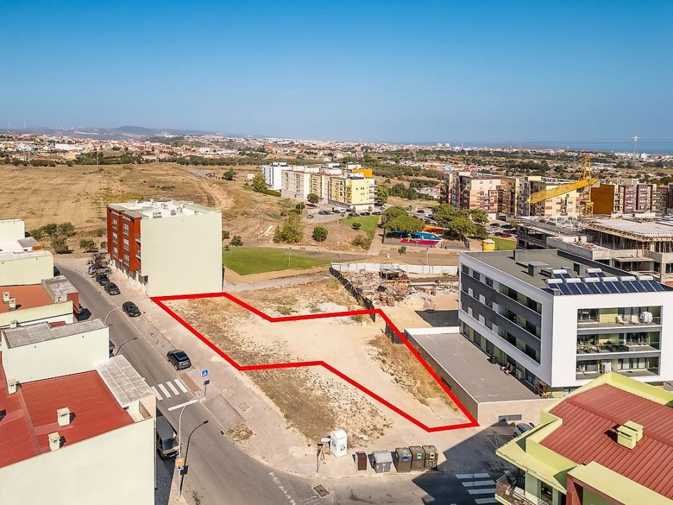 Terreno para Venda em Camarate, Unhos e Apelação Foto 1