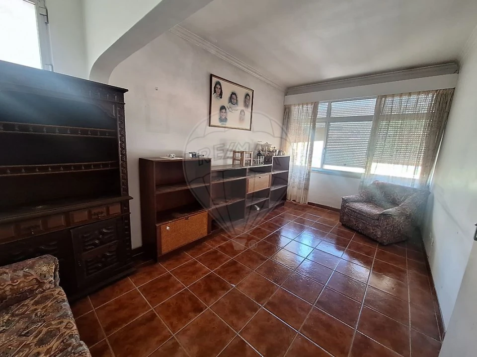 Prédio para Venda em Agualva e Mira-Sintra Foto 7