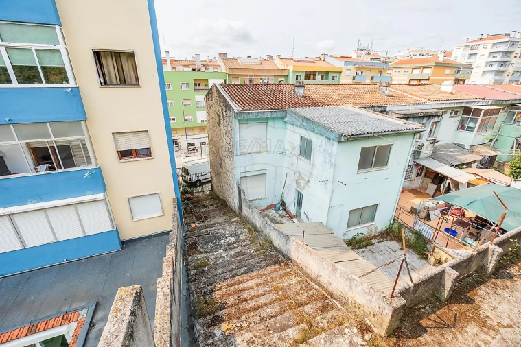 Prédio para Venda em Agualva e Mira-Sintra Foto 18