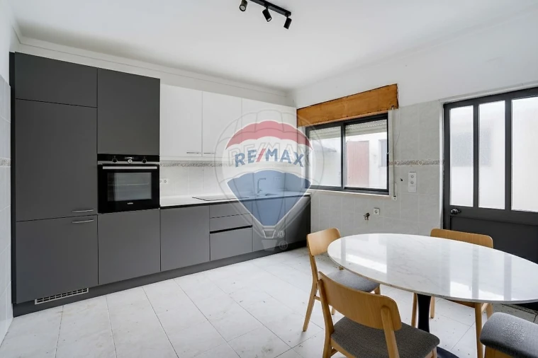 Moradia T14 para Venda em Ponte de Sor, Tramaga e Vale de Açor Foto 2