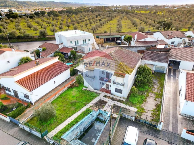 Moradia T14 para Venda em Ponte de Sor, Tramaga e Vale de Açor Foto 1