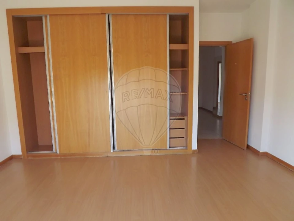 Apartamento T3 para Venda em Pinhal Novo Foto 17