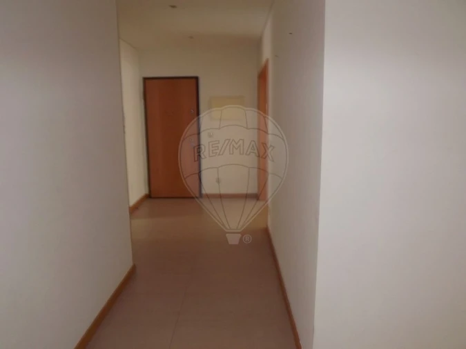 Apartamento T3 para Venda em Pinhal Novo Foto 3