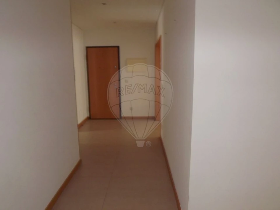 Apartamento T3 para Venda em Pinhal Novo Foto 3