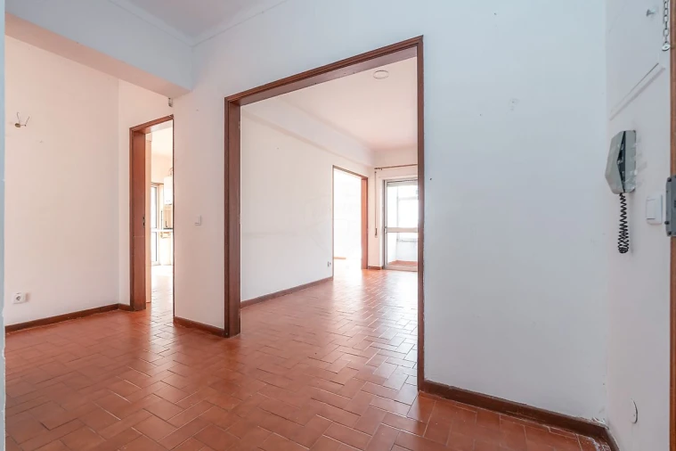 Apartamento T4 para Venda em Eiras e São Paulo de Frades Foto 4
