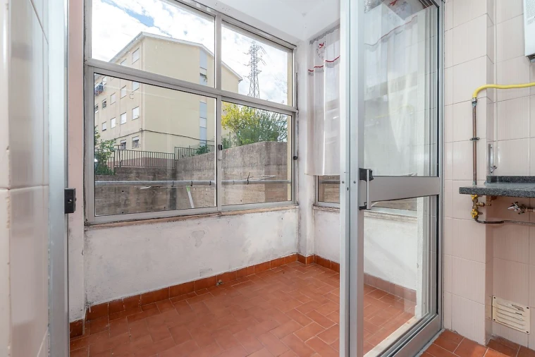 Apartamento T4 para Venda em Eiras e São Paulo de Frades Foto 16